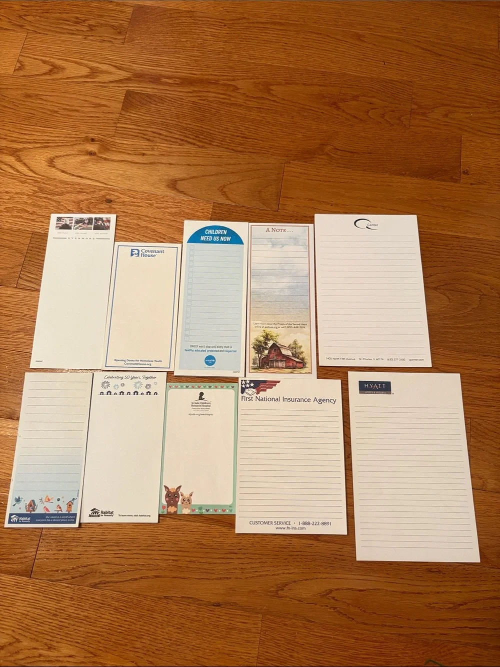 Set of 10 notepads